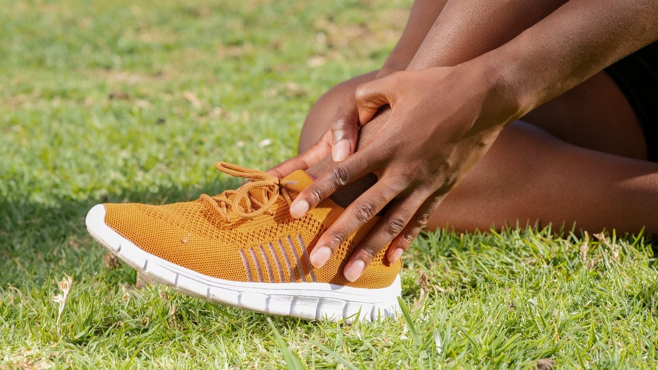 Choosing the Right Podiatrist for Ankle Pain Solutions