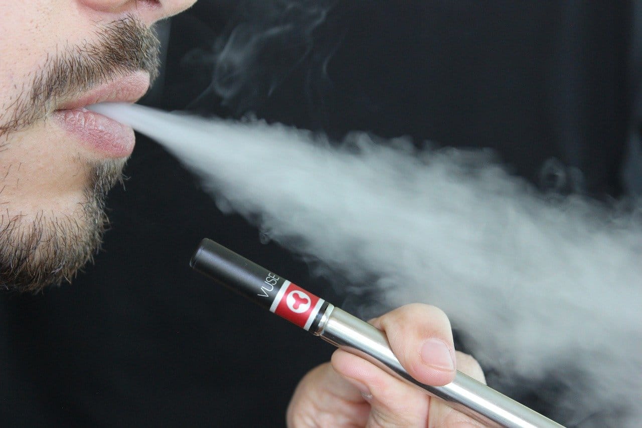 Why Switch from Smoking to Vaping?